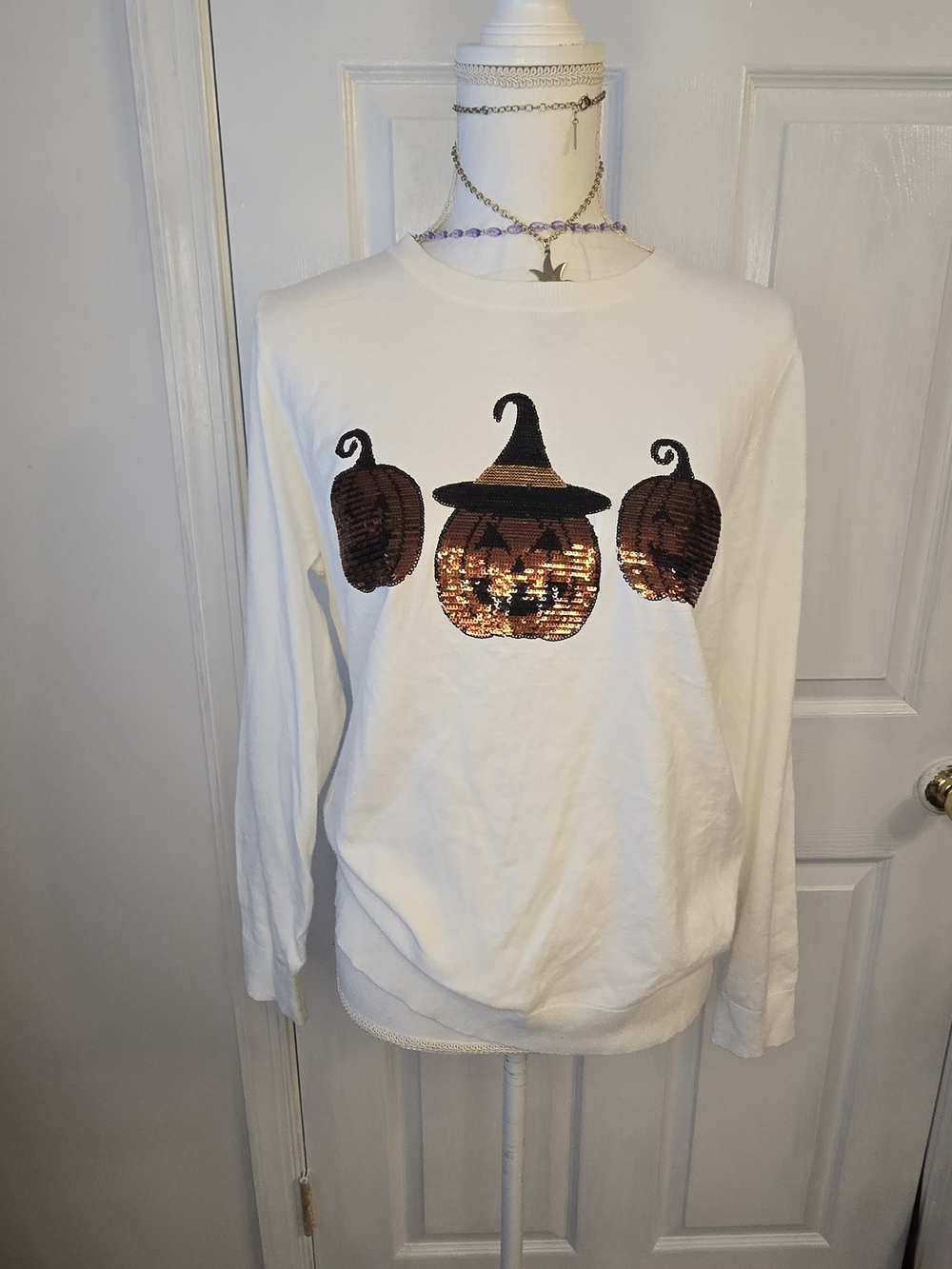 Women's White Sequin Pumpkin Crewneck Halloween Sweater